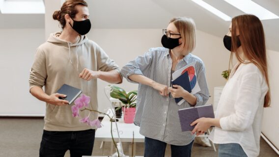 Não usar máscara no trabalho pode dar demissão por justa causa