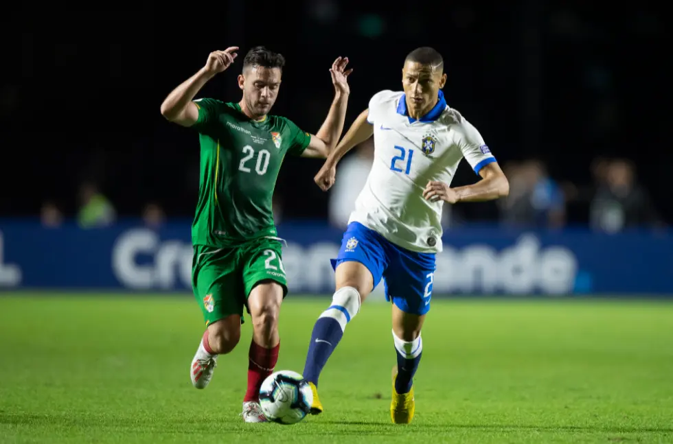 Brasil lidera competição, mas com dois pontos de vantagem para a Argentina