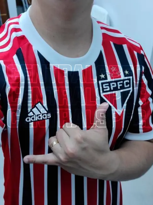 Nova camisa do São Paulo 2021