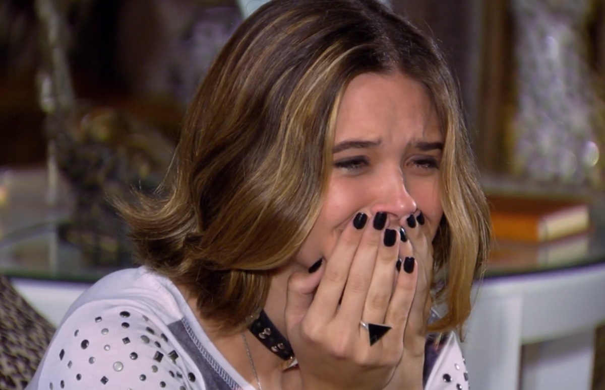 Veja com quem Valquíria fica no final da novela Tititi