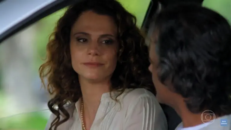 Final de Dora em A Vida da Gente: relembre como a novela acaba