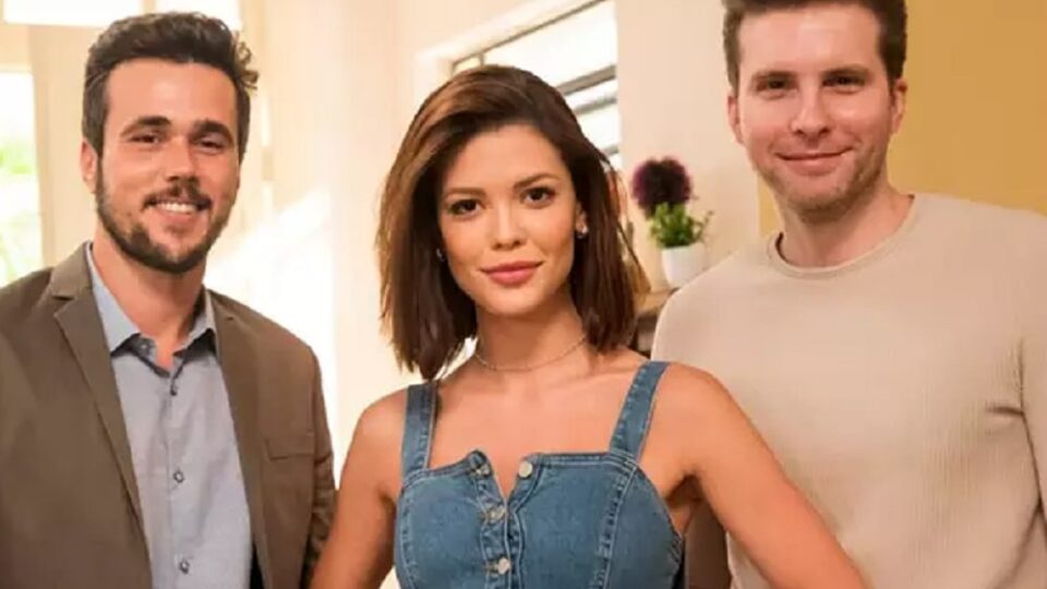 kyra fica com quem no final