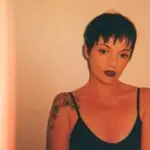 atriz que fez kika em da cor do pecado