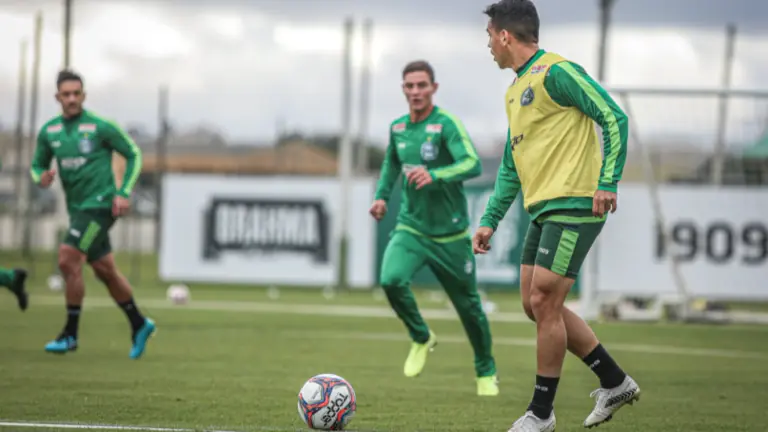 Assistir Guarani x Coritiba ao vivo e horário do jogo hoje – 25/6