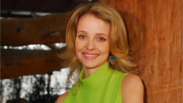 Descubra com quem Camila fica no final da novela Tititi