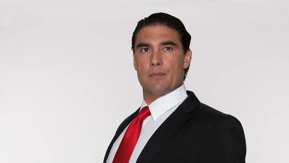 Eduardo Yáñez elenco Amores Verdadeiros