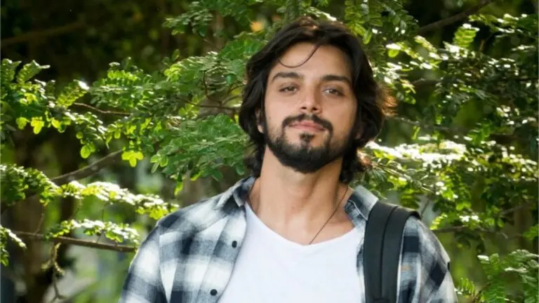 Saiba qual será o final de Alejandro em Salve-se Quem Puder