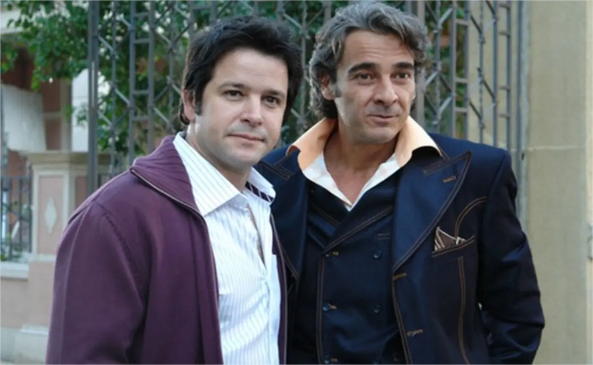 Em que ano passou a novela Tititi Resumo da novela Tititi