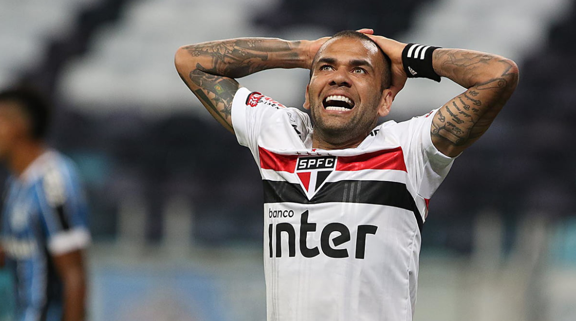 Saiba quando Daniel Alves volta a jogar pelo São Paulo