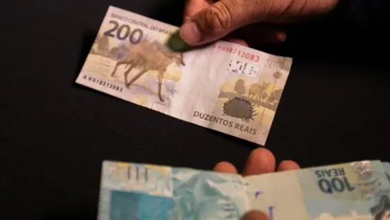 Retroativo do auxílio emergencial vai pagar até R$ 3 mil