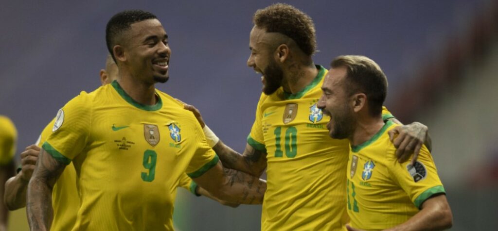 Por 10 gols, Neymar pode igualar recorde de Pelé na seleção brasileira Sem titulo 215