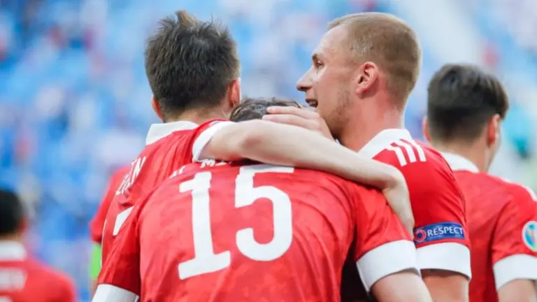 Rússia x Dinamarca: onde assistir ao vivo o jogo da Eurocopa hoje (21/06)