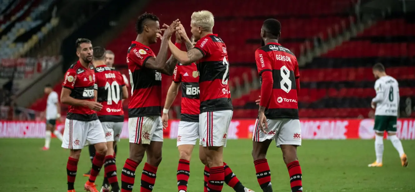 Torcedor poderá assistir jogo do Flamengo hoje na tv fechada e aberta