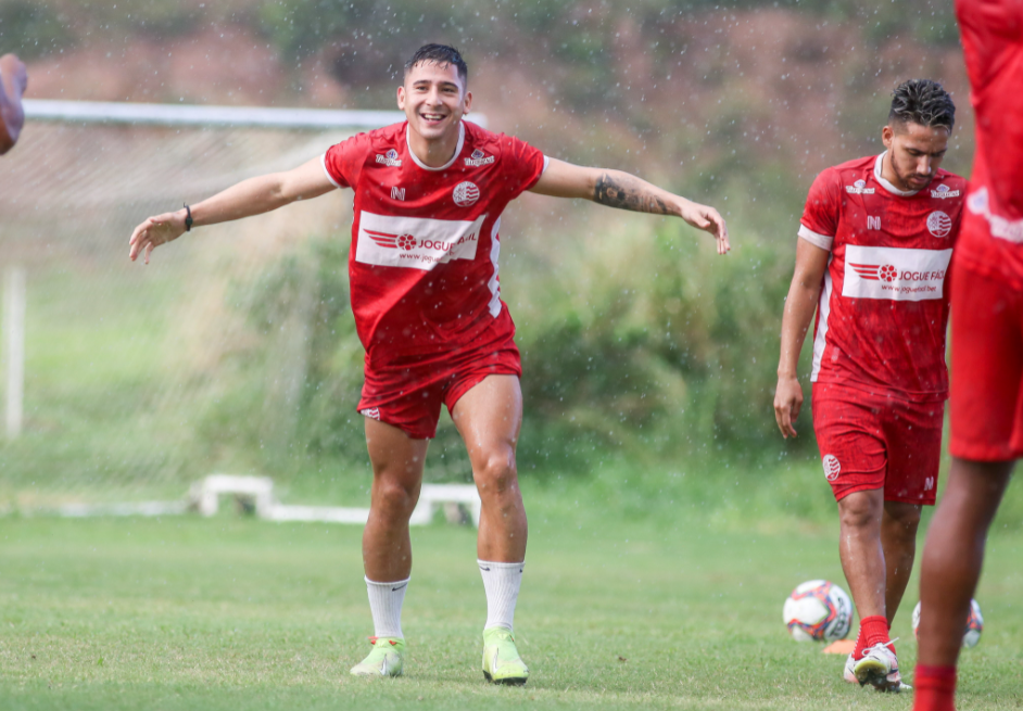 Confira a tabela de jogos e classificação da Série B 2021 Náutico lidera a Série B 2021 com 12 pontos em quatro jogos