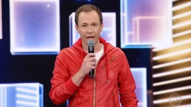 Qual o salário do Tiago Leifert, substituto do Faustão