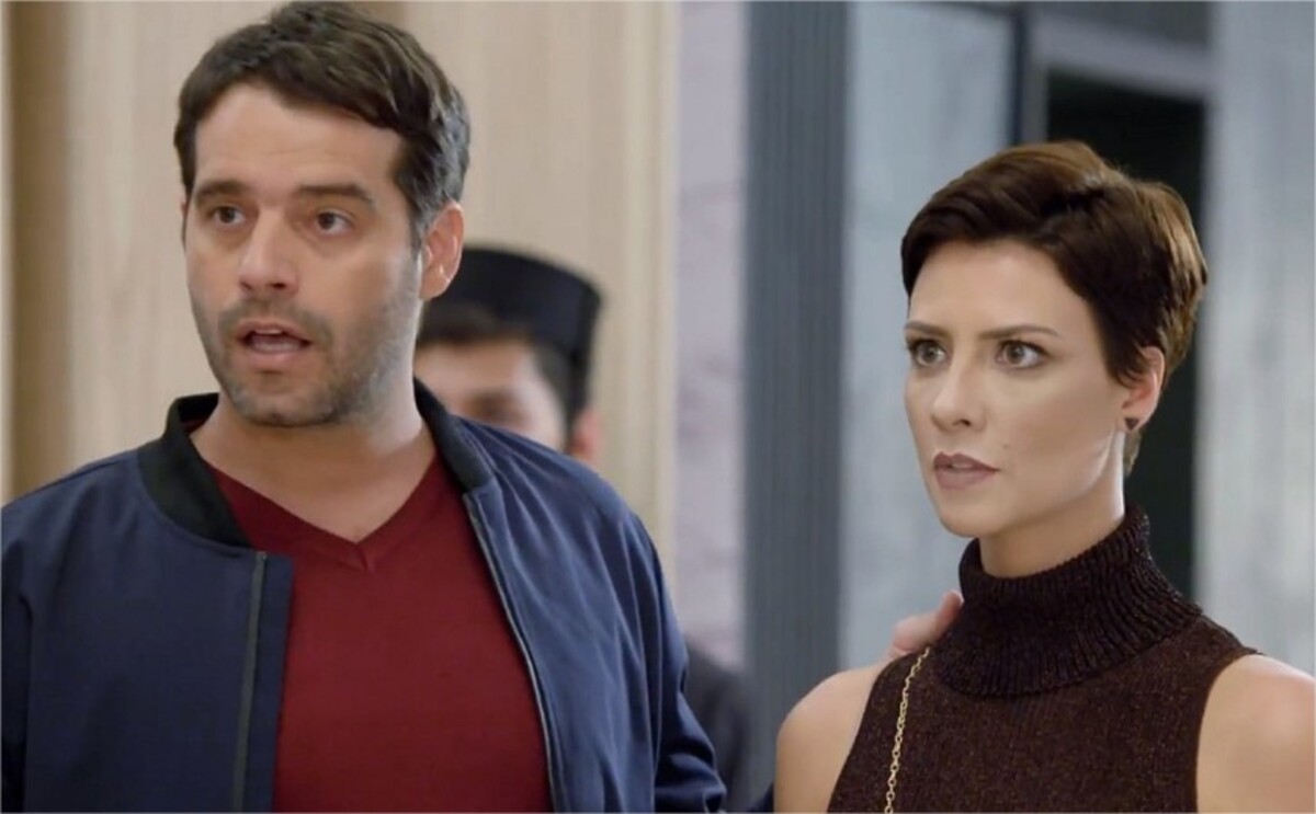Resumo Da Novela Topissima Capitulos De 21 A 25 De Junho Dci