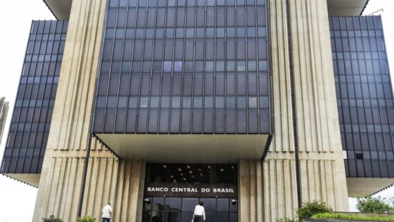 Banco Central do Brasil fala em regulamentar empresas de criptomoedas