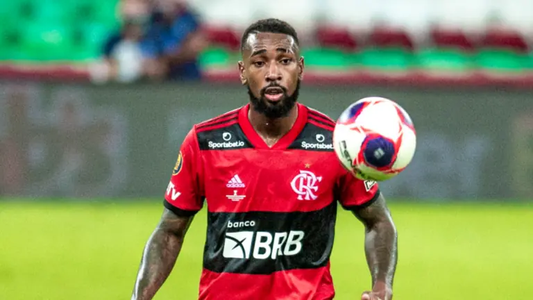 Saiba até quando o meia Gerson jogará pelo Flamengo