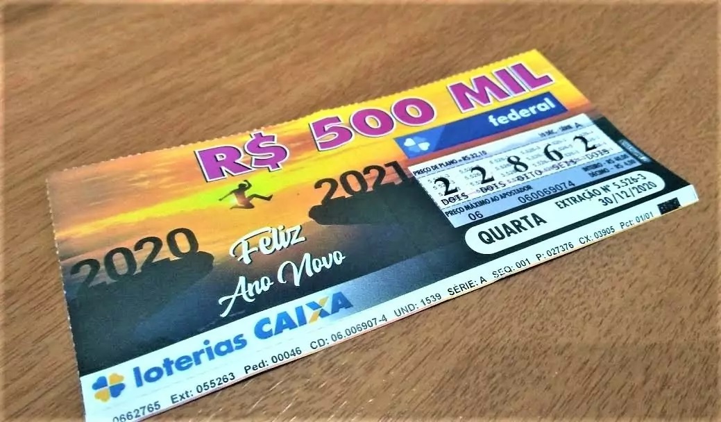 A imagem mostra um bilhete da loteria Federal 5574