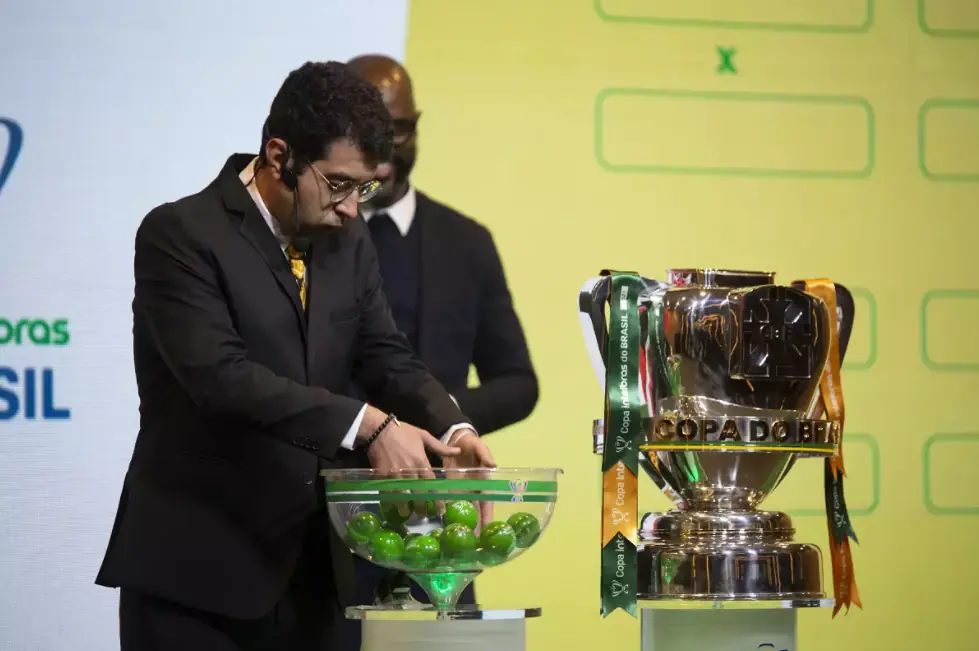 CBF realizou sorteio, mas não confirmou as datas das oitavas da Copa do Brasil 2021