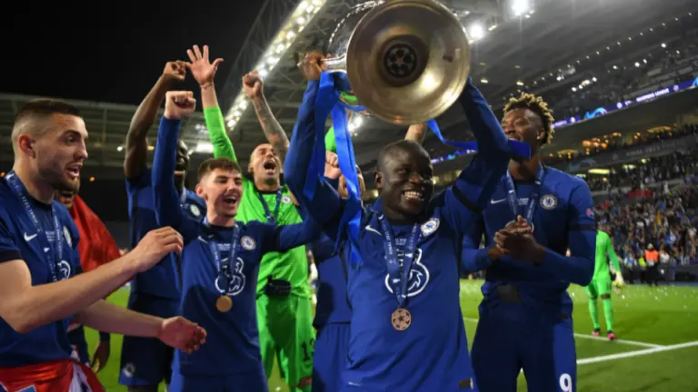 Kanté melhor jogador do mundo? Veja a temporada do francês