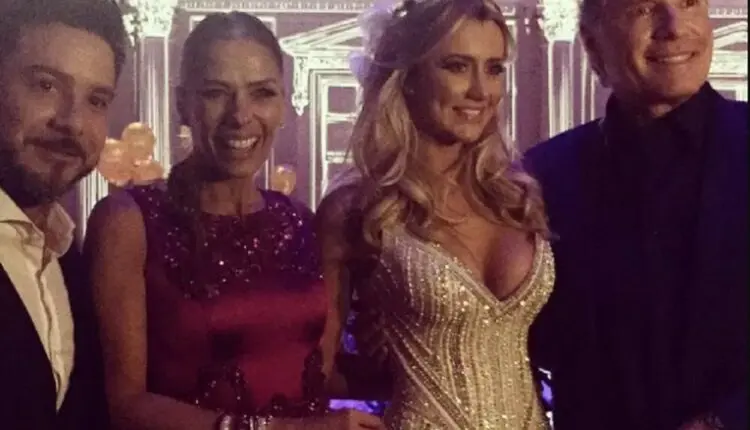 Adriane Galisteu, Iódice, Roberto Justus e esposa