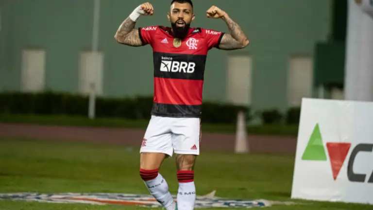 Após 3 gols, qual música Gabigol pediu no Fantástico?