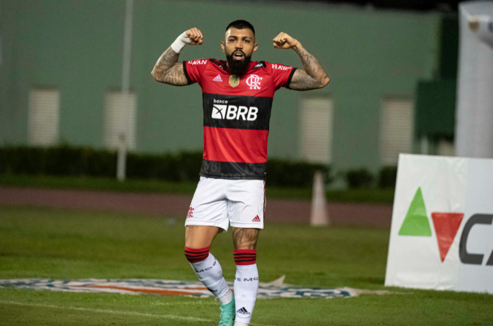 Após 3 gols, qual música Gabigol pediu no Fantástico?