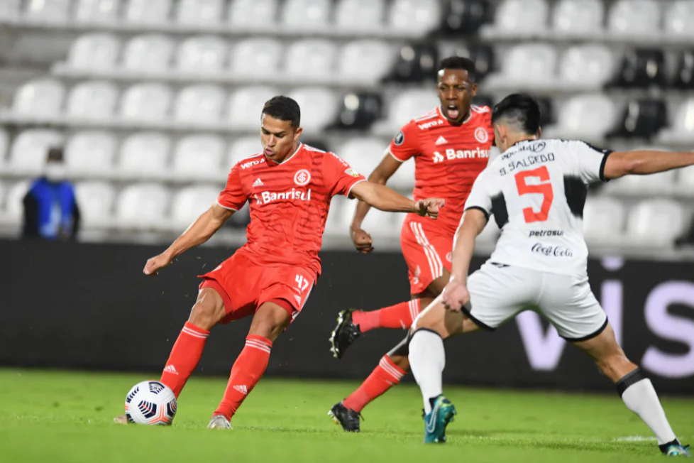 Inter empatou em 0 a 0 com o Olimpia no jogo de ida