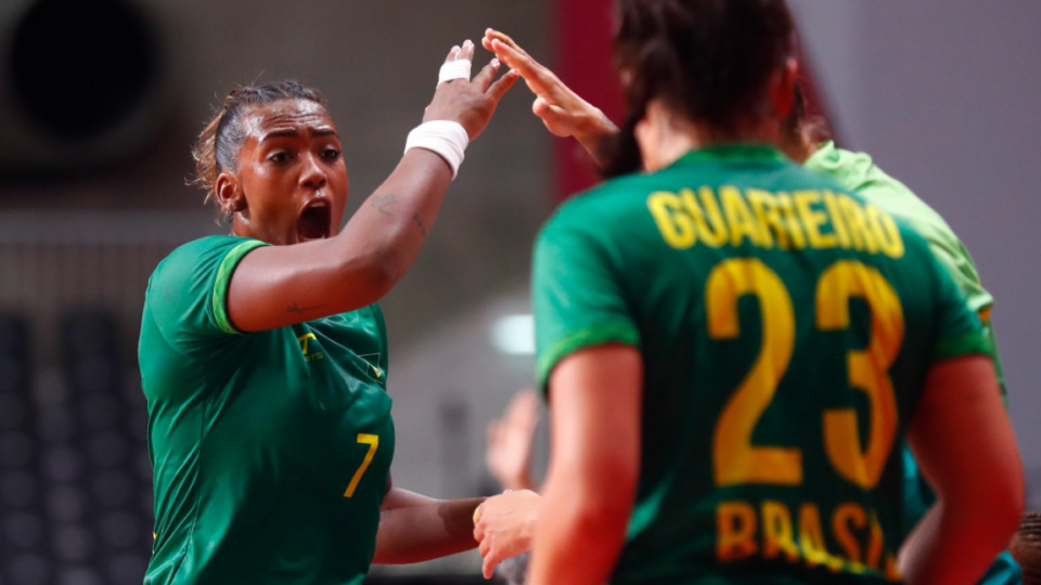 Confira a tabela do handebol feminino e veja os duelos do Brasil