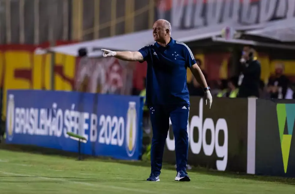 Felipão está livre no mercado e pode ser novo técnico do Grêmio em 2021