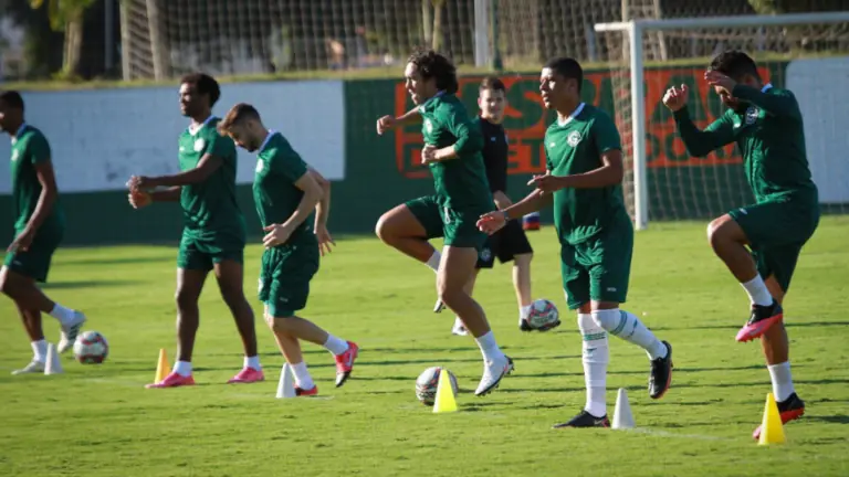 Goiás x Operário-PR hoje – 30/7: onde assistir ao vivo e horário