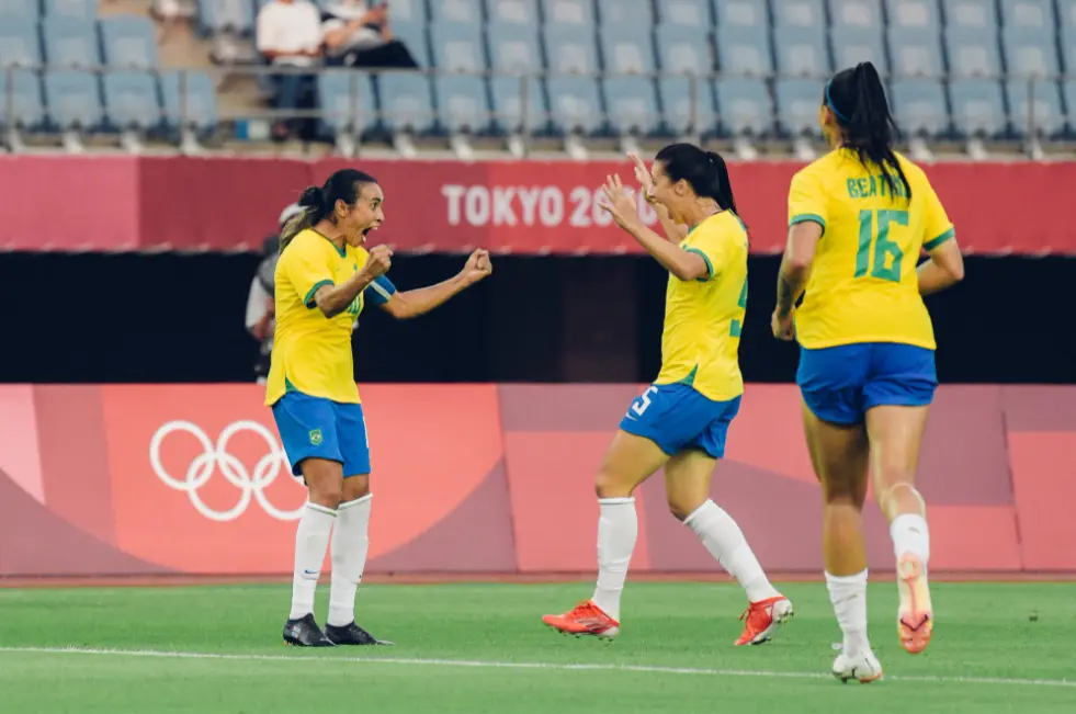 Seleção Brasileira goleou a China na estreia por 5 a 0