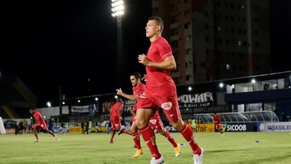 Vila Nova x Brasil de Pelotas: onde assistir a Série B do Brasileirão (13/07)