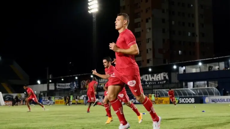 Vila Nova x Brasil de Pelotas: onde assistir a Série B do Brasileirão (13/07)