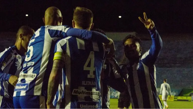 Avaí x Confiança hoje (13/07): onde assistir ao jogo da Série B