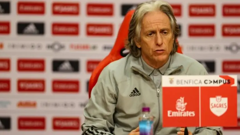 Jorge Jesus saiu do Benfica? Entenda a situação do técnico