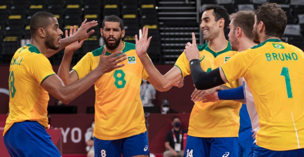 Qual é a altura dos jogadores do Brasil no vôlei masculino?
