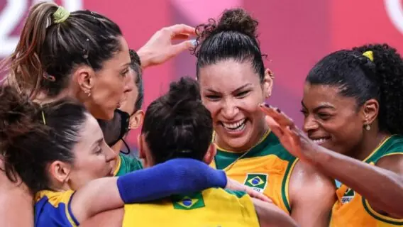 Qual foi o resultado do vôlei feminino hoje entre Brasil x Japão?