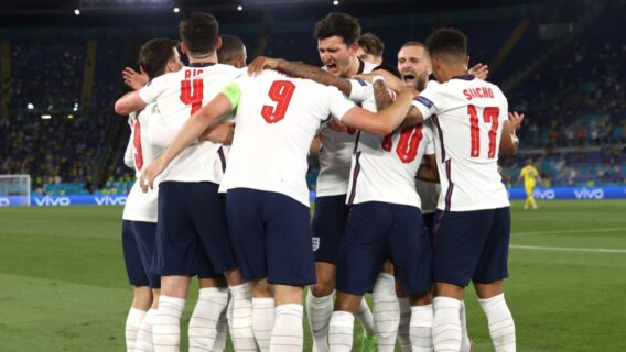 Inglaterra x Dinamarca: onde assistir a semifinal da Eurocopa hoje (07/07)