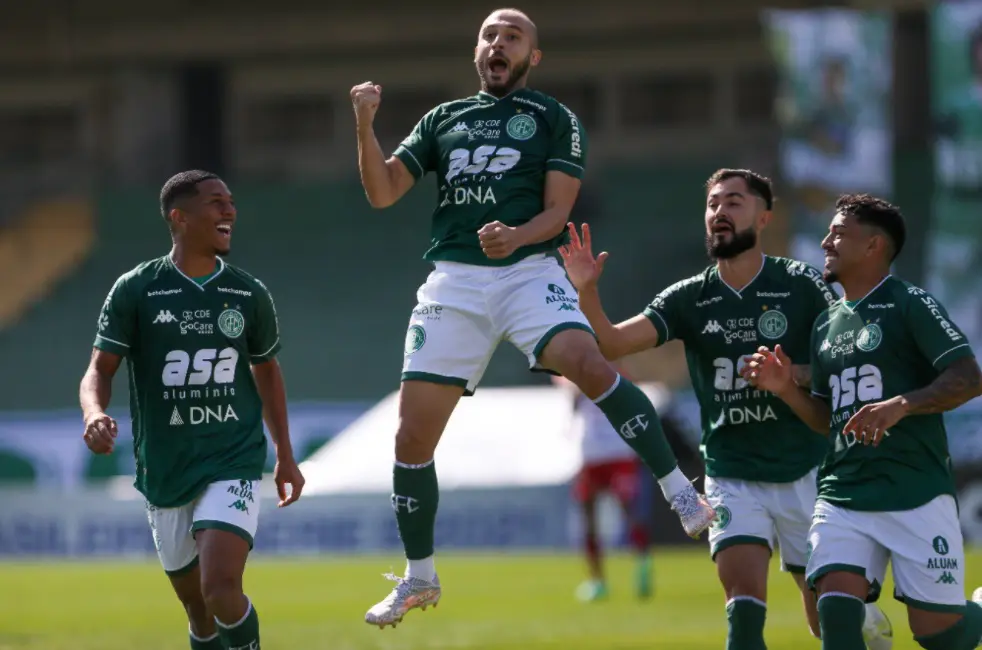 Guarani venceu o Brusque por 4 a 1 no último jogo da rodada