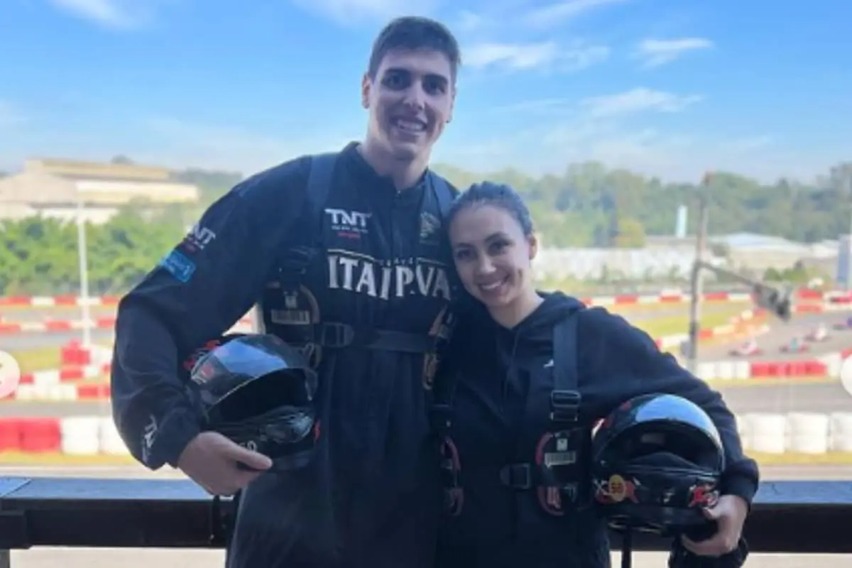 Qual é a altura dos jogadores do Brasil no vôlei masculino