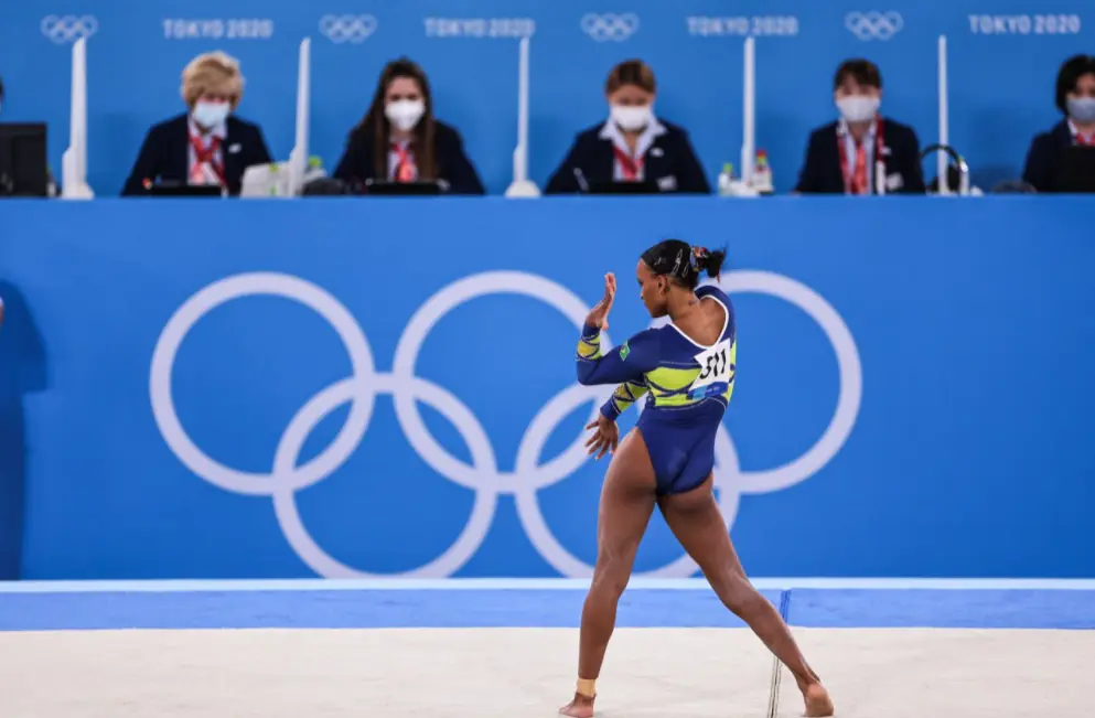 Rebeca Andrade garantiu a primeira medalha da ginástica feminina brasileiras nas Olimpíadas
