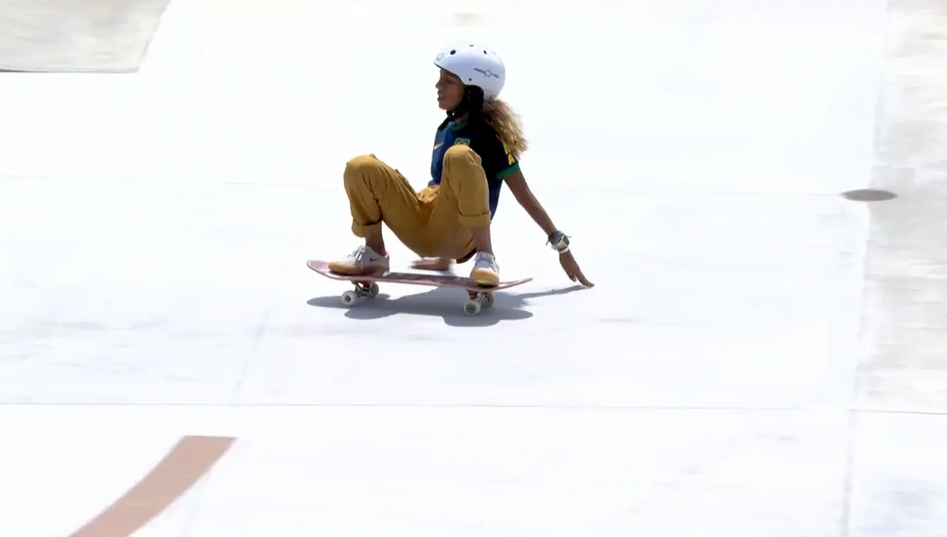 Flip com um backslide no corrimão garantiu 3.91 para a brasileira