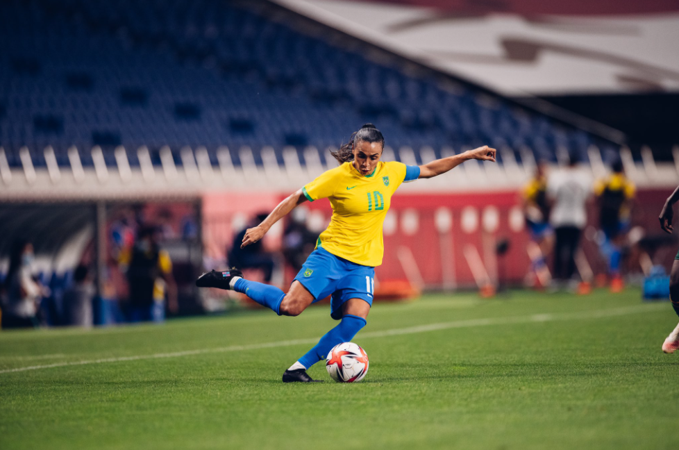 Jogo do Brasil de futebol feminino 30/7 onde assistir e horário Contando histórias