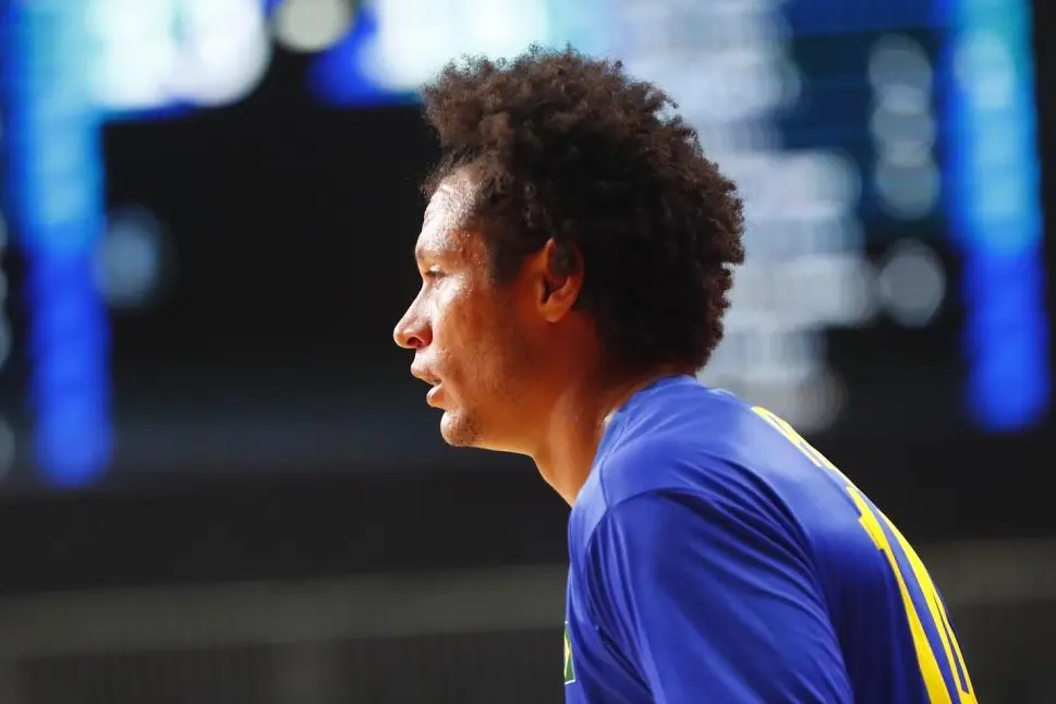 Brasil ainda não venceu no handebol masculino, mas sonha com a vaga às quartas de final