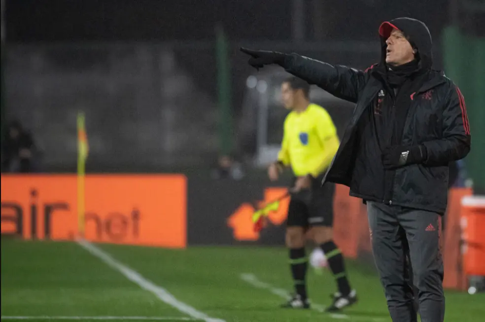 Apenas vacinados poderão comprar ingresso para o jogo do Flamengo x Defensa y Justicia