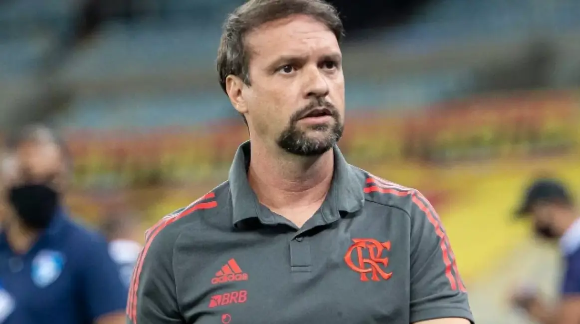 técnico do Flamengo hoje no Brasileirão Maurício Souza será o técnico do Flamengo hoje, contra a Chapecoense