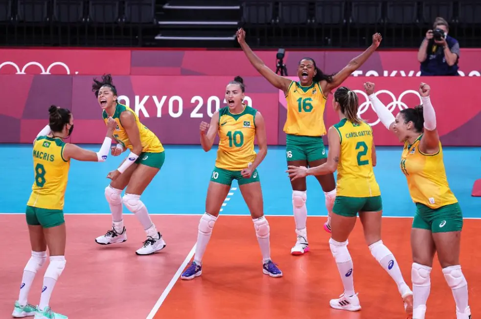 Vôlei feminino do Brasil estreia com vitória nos Jogos Olímpicos -  Governador Celso Ramos City