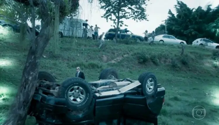 acidente de carro da novela
